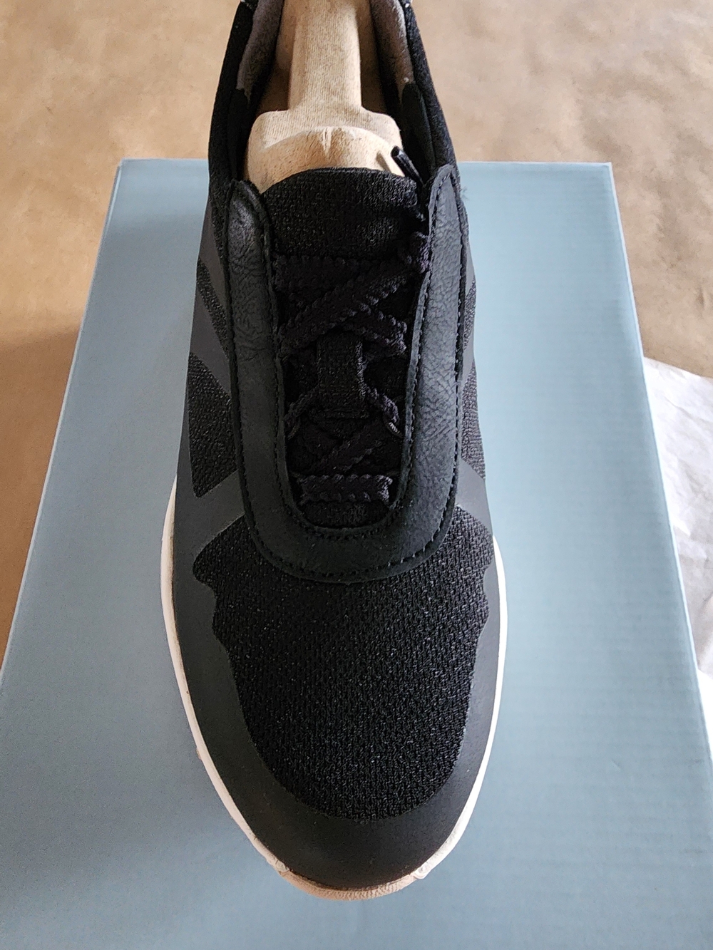 Bzees Womens Sneaker